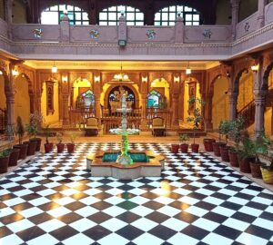 Cultural Heritage Themed Cafes